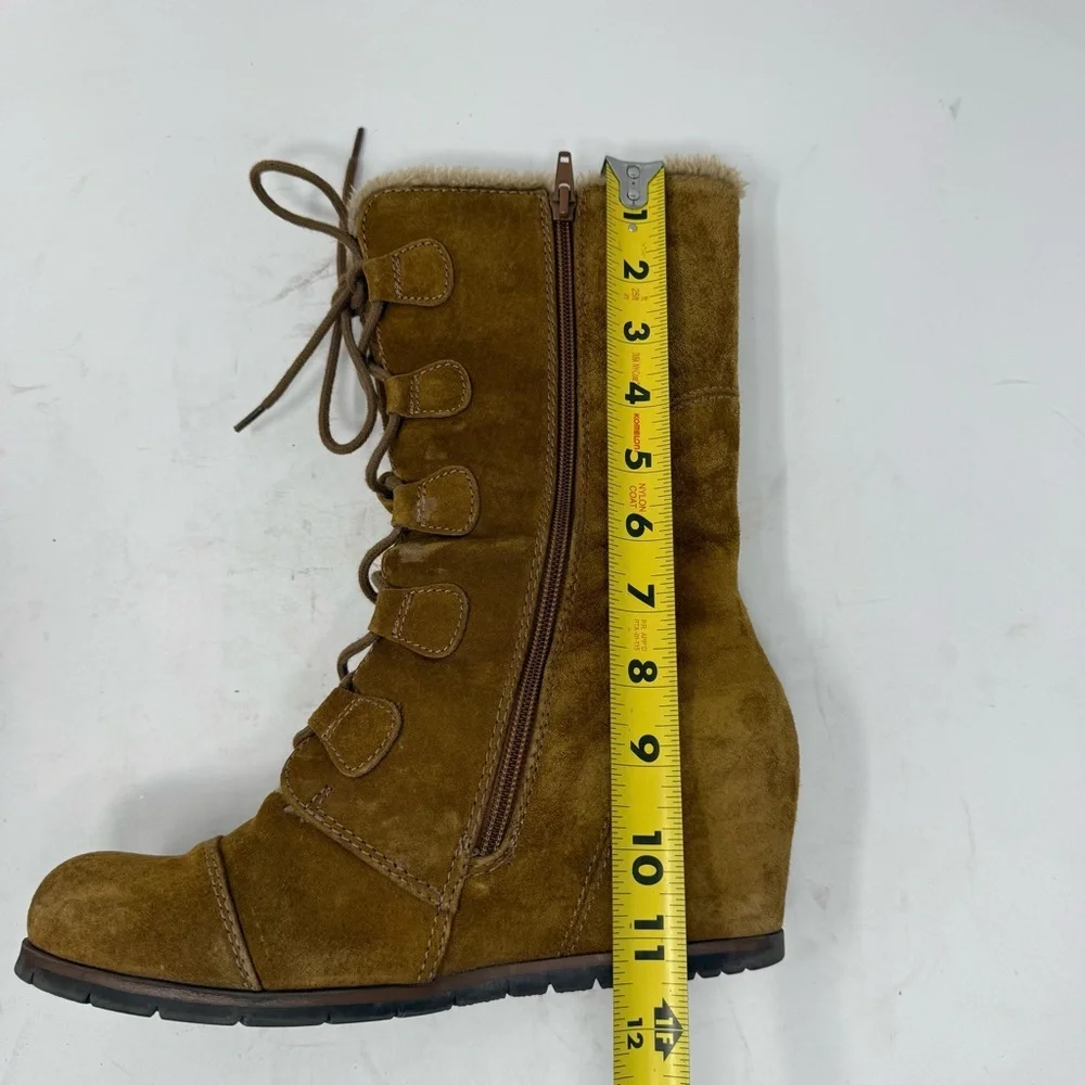 Vtg Baretraps Y2K Tan Genuine Suede Faux Fur Lining Wedge Boots Women’s US 8.5 M - Picture 11 of 15